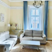 Spacious 1-bedroom apartment near Nyugati station