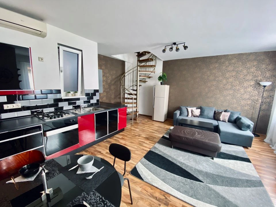 Duplex 3 bed apt near Bazilika