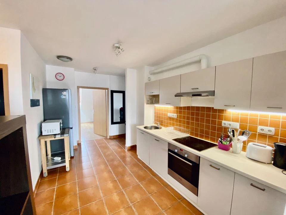 3-bedroom apartment by City Park – Budapest District VII, Marek József utca – photo 1