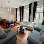 1-bedroom apartment with separate living room in District V – Budapest District V, Stollár Béla utca – photo 2