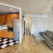 1-bedroom apartment near Oktogon