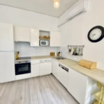 Nicely furnished 1-bedroom apartment at Oktogon – Budapest District VI, Teréz körút – photo 4